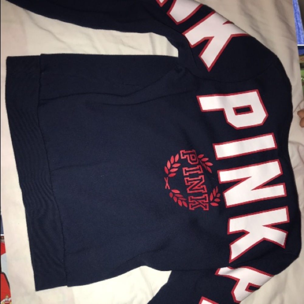 Pink crew neck sweatshirt